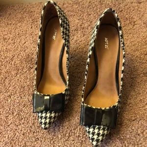 Houndstooth Heels